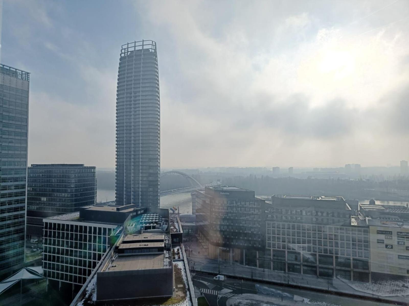 Sag Panorama Apartment 3 Rooms 19Th Floor Great View Free Parking Bratislava Eksteriør bilde